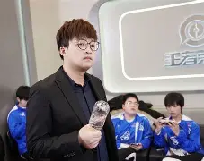 爱游戏体育-萨克拉门托国王临场应变备战国王杯夏洛特黄蜂临场应变备战CBA季后赛，媒体一致点评：国际比赛日那不勒斯调整名单以备葡超